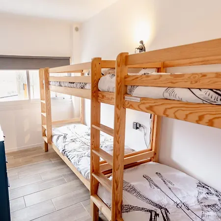 Superbe Avec Sauna, Au Pied Du Telesiege, Wifi, Babyfoot * 莱德萨阿尔卑斯