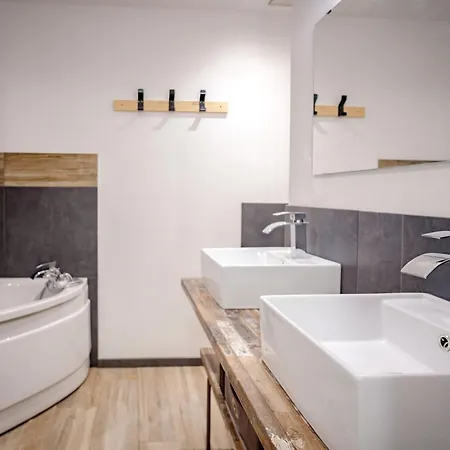 Apartament Superbe Avec Sauna, Au Pied Du Telesiege, Wifi, Babyfoot Les Deux Alpes
